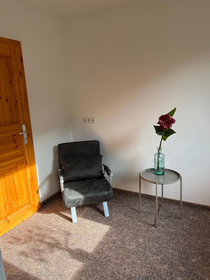 טאלה Pension Sternschnuppe, Treseburg Harz, Unmittelbar Am Wasser מראה חיצוני תמונה