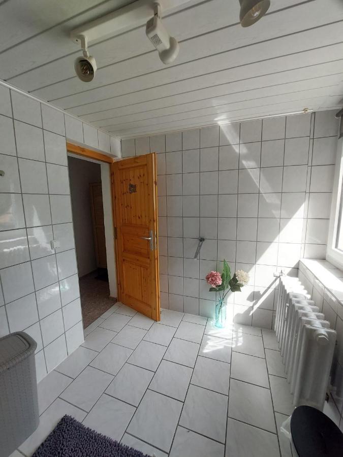 טאלה Pension Sternschnuppe, Treseburg Harz, Unmittelbar Am Wasser מראה חיצוני תמונה