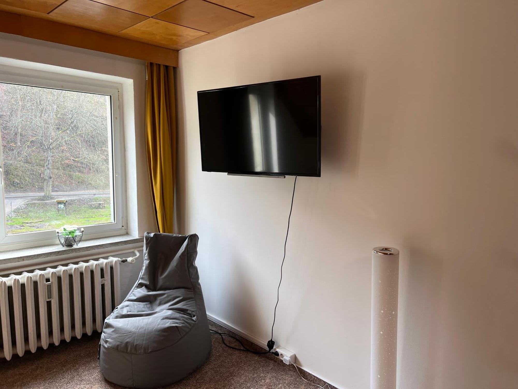 טאלה Pension Sternschnuppe, Treseburg Harz, Unmittelbar Am Wasser מראה חיצוני תמונה